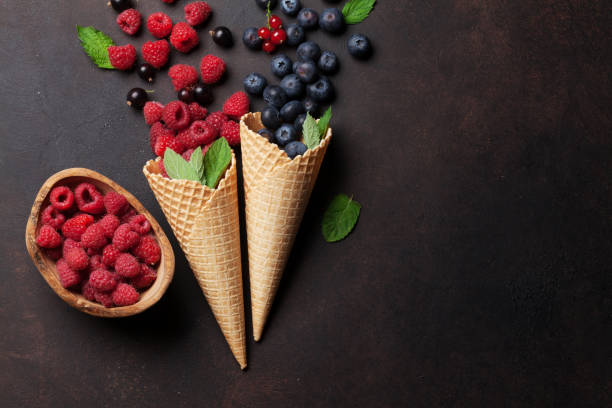 istock Ice cream with berries cooking 1040365248