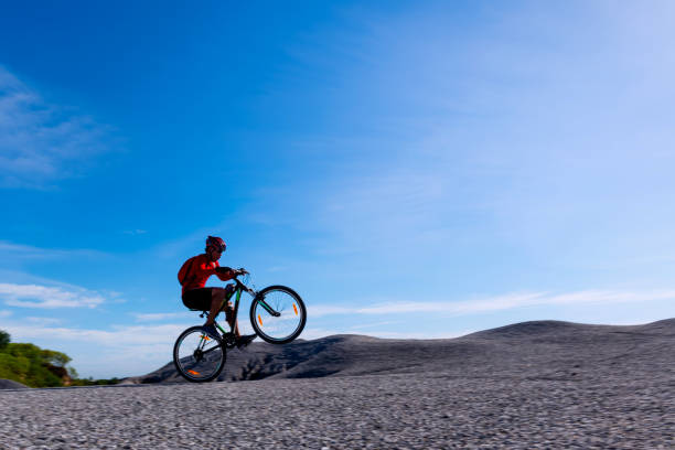 istock Cyclist riding mountain bike. 1040882914