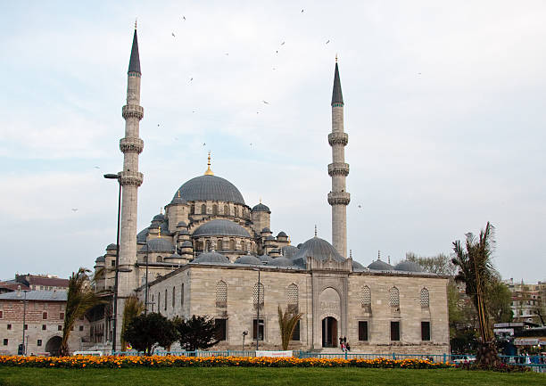 istock New Mosque in Istanbul 104093185
