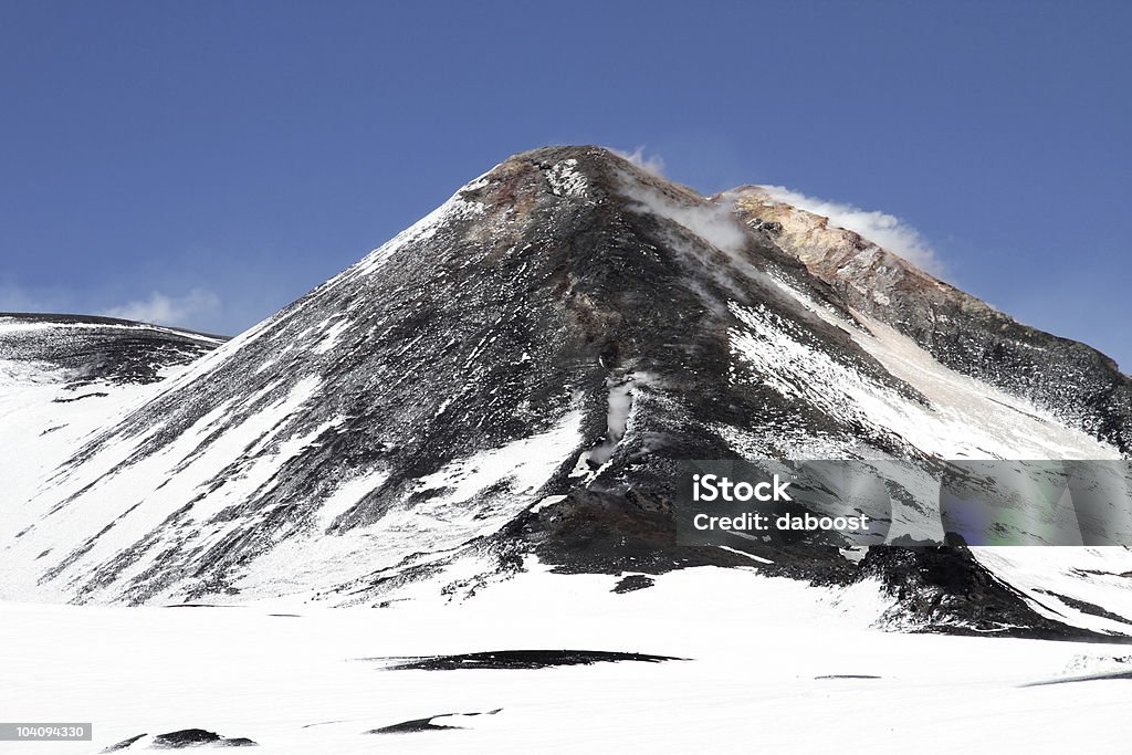 Volcán monte Etna cráter - Foto de stock de Aire libre libre de derechos