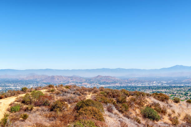 istock City below the mountains 1041118226