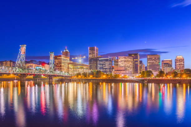 istock Portland, Oregon, USA Skyline 1041123956