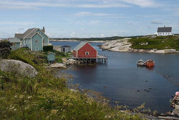 istock Peggys Cove 104113360