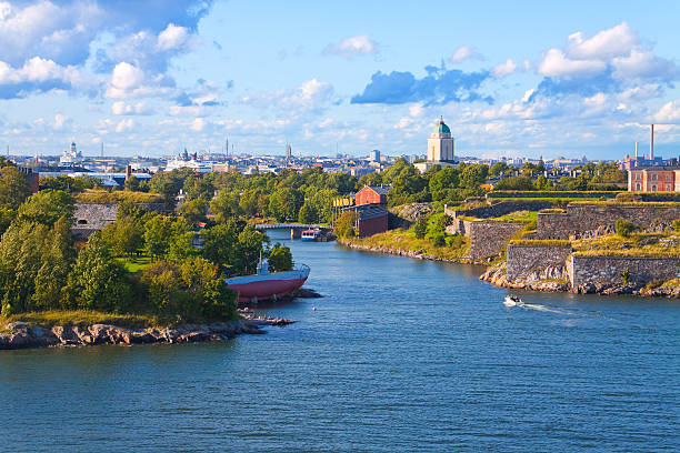 twierdza suomenlinna w helsinki, finlandia - ship fort castle stone wall zdjęcia i obrazy z banku zdjęć