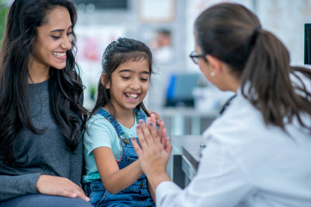 istock High-Fiving A Doctor 1041144964