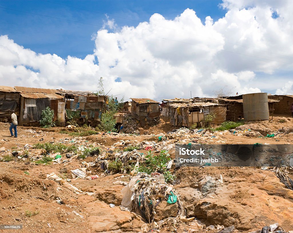 Condições de vida em um africano Favela - Foto de stock de Favela - Área Destituída royalty-free