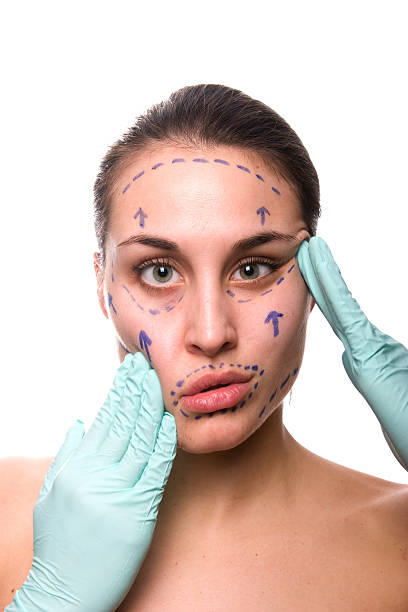 색조화장 수술 - plastic surgery botox injection face lift nose job 뉴스 사진 이미지