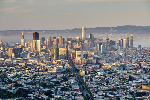 istock San Francisco skyline, California 1041158712
