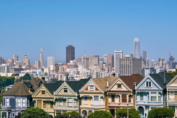 istock Victorian style homes in San Francisco 1041158768