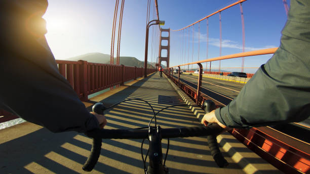 istock Commuter with road racing bicycle and Golden Gate Bridge 1041206864