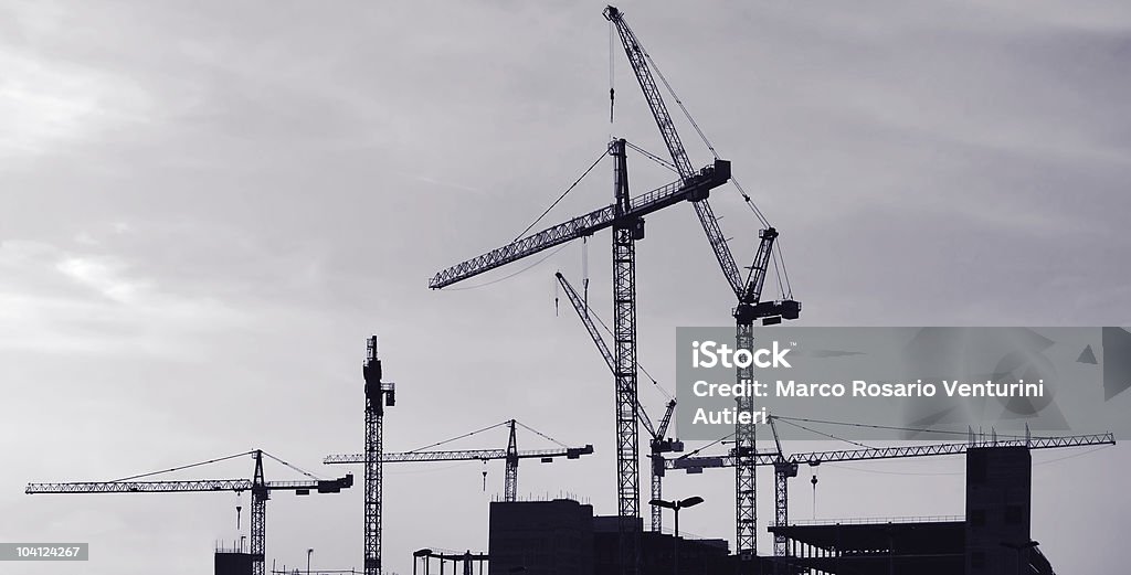 silhouette di gru e costruzione - Foto stock royalty-free di A forma di croce