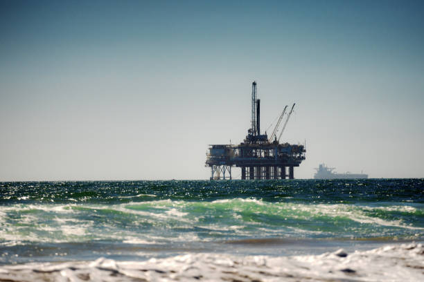 해외 fracking 드릴링 스틸 - construction platform sea drill mining 뉴스 사진 이미지
