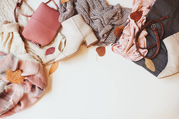Vestidos Juveniles De Moda - Banco de fotos e imágenes de stock - iStock Vestidos Juveniles De Moda - Banco de fotos e imágenes de stock - iStock