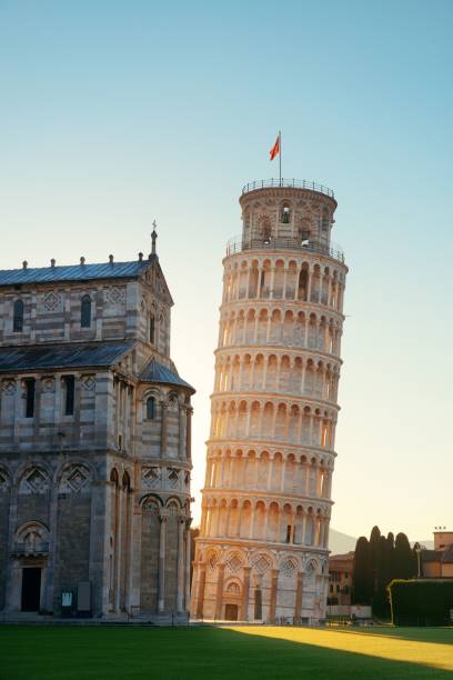 istock Leaning tower in Pisa sunrise 1041547528