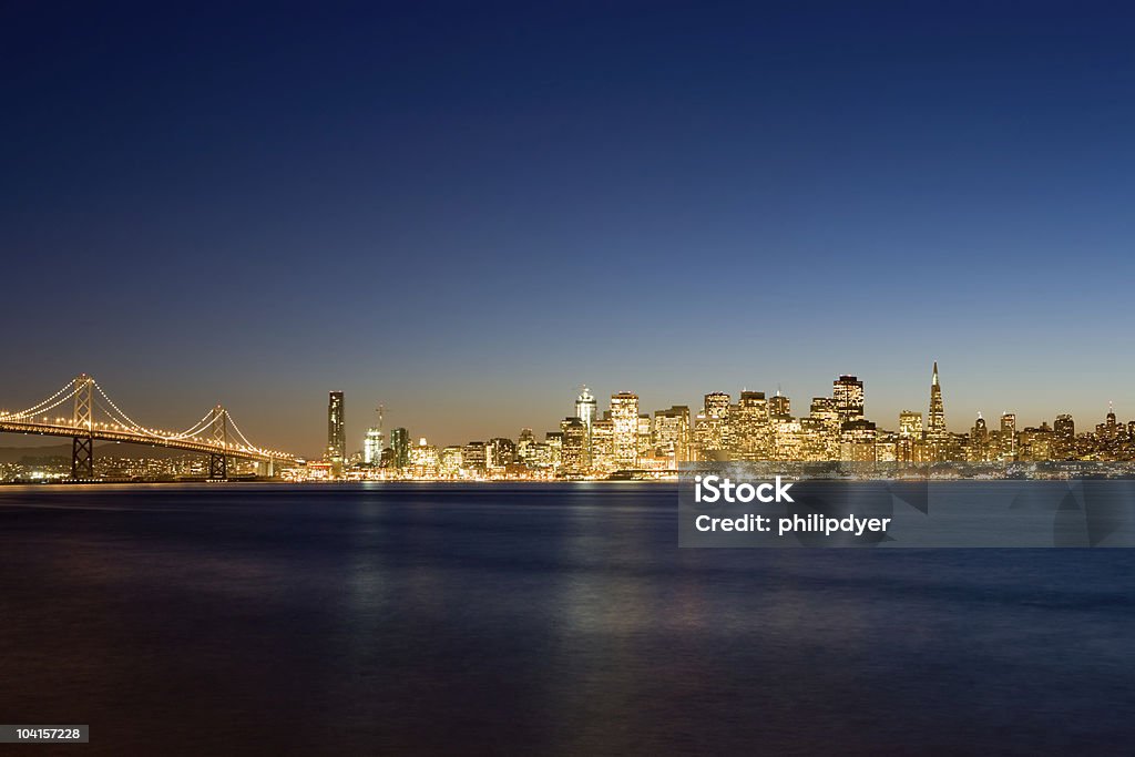 San Francisco di notte - Foto stock royalty-free di Acqua