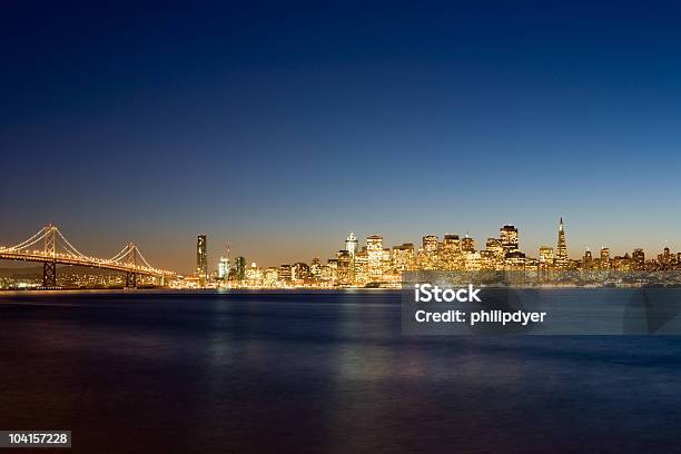 San Francisco Di Notte - Fotografie stock e altre immagini di Acqua - Acqua, Ambientazione esterna, Architettura