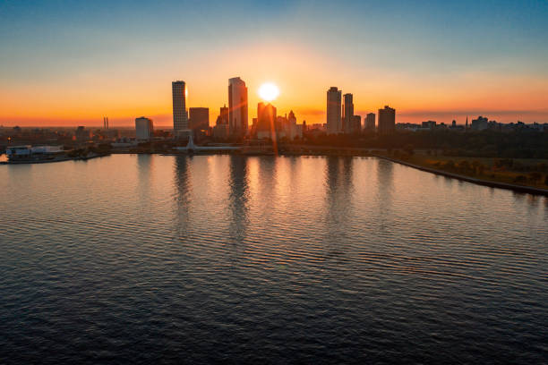 istock Milwaukee Skyline at Sunset 1041582534