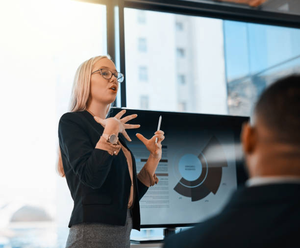 istock Sharing her passion for business with the team 1041620202