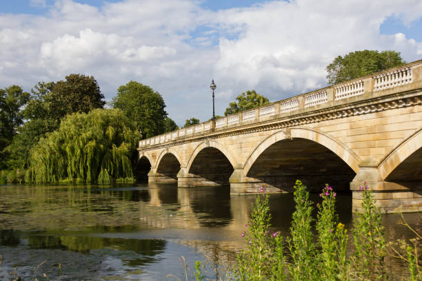 istock Serpentine Bridge in Hyde Park 1041803490