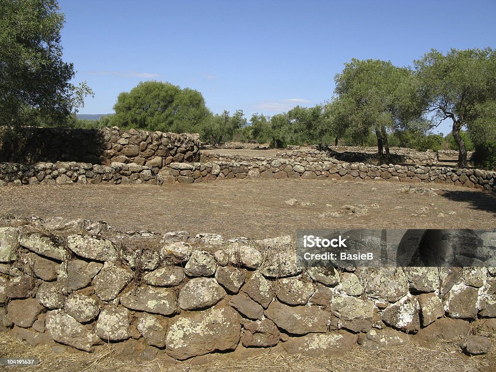 Sardinien-Nuraghensiedlung - Foto de stock de Arcaico royalty-free