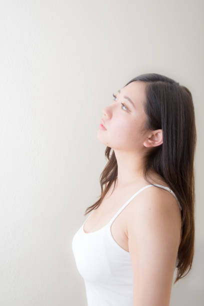 istock young japanese girl 1041971774