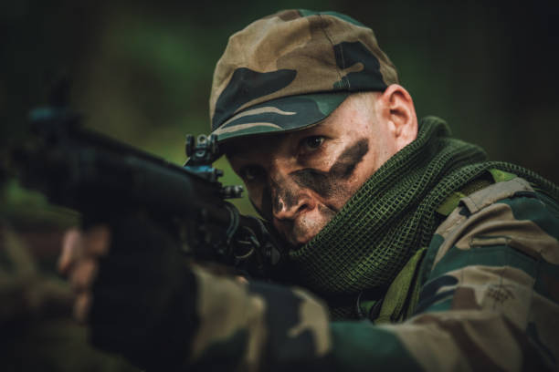 istock Soldier on positin 1042002260