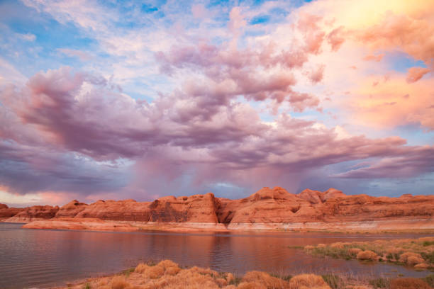 istock Sunset at Lake Powell, Utah 1042007084