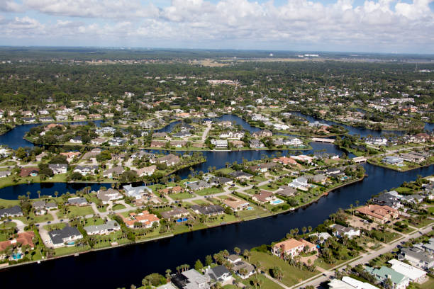 istock Aerial living in Florida 1042011946
