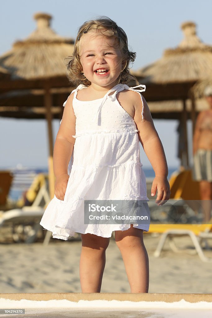 Petite fille à la plage - Photo de Beauté libre de droits