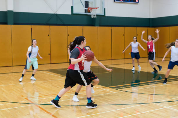 istock Women's college basketball practice 1042146582