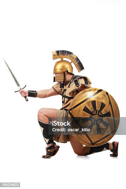 Deu Azo Gladiador - Fotografias de stock e mais imagens de Escudo - Armamento - Escudo - Armamento, Romano, Dourado - Cores