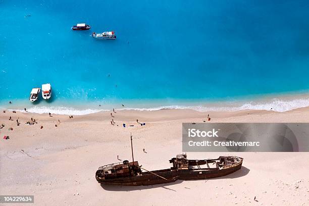 Relitto Della Nave Navagio Beach - Fotografie stock e altre immagini di Acqua - Acqua, Ambientazione esterna, Ambientazione tranquilla