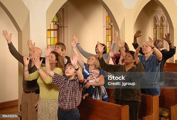 Foto de Halleluia e mais fotos de stock de Igreja - Igreja, Congregação, Rezar