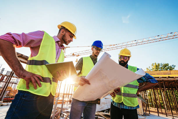 istock Employment in construction industry 1042328690