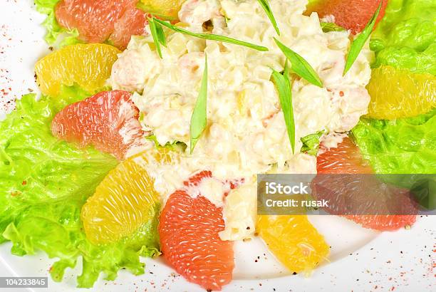 Ensalada De Pescados Y Mariscos Foto de stock y más banco de imágenes de Alimento - Alimento, Amarillo - Color, Aperitivo - Plato de comida