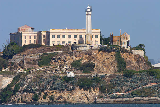 insel alcatraz - alcatraz island prison penitentiary officer stock-fotos und bilder