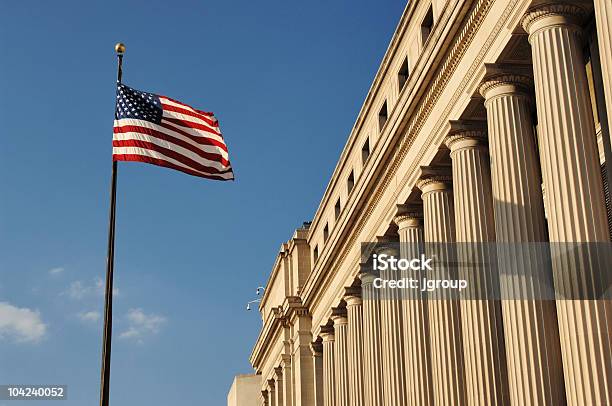 Washington Dc Foto de stock y más banco de imágenes de Bandera estadounidense - Bandera estadounidense, Capitolio estatal, Color - Tipo de imagen