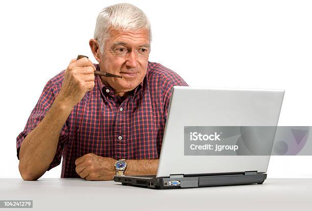 Senior Surfista - Fotografias de stock e mais imagens de 60-69 Anos - 60-69 Anos, Acessibilidade, Adulto