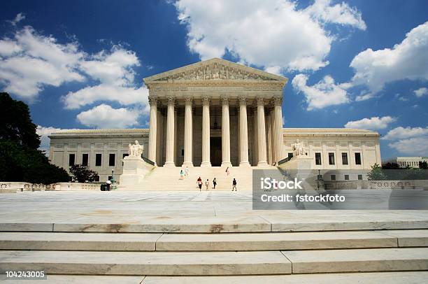 Tribunal Supremo De Los Estados Unidos Foto de stock y más banco de imágenes de Aire libre - Aire libre, América del norte, Arquitectura
