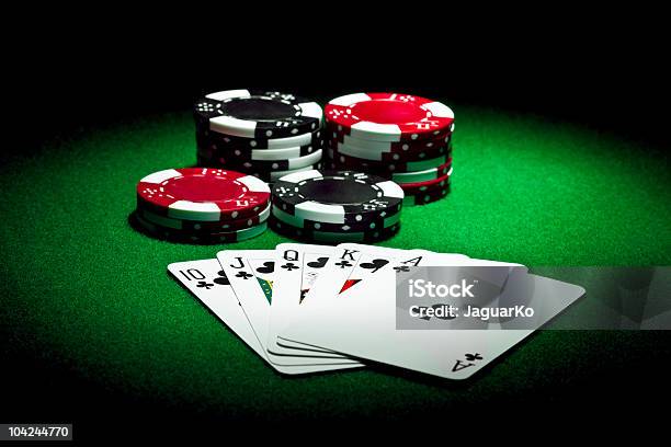 Spielen Sie Poker Stockfoto und mehr Bilder von Poker - Poker, Schürhaken, Ass