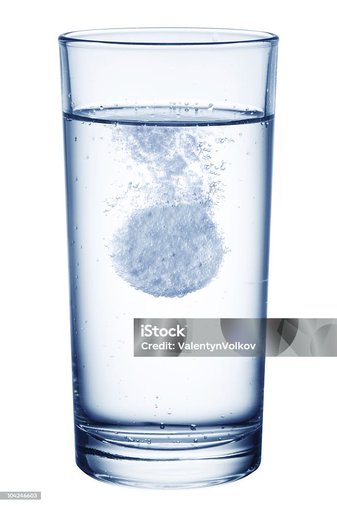 Comprimido caer en el agua - Foto de stock de Ácido acetilsalicílico libre de derechos