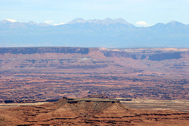 キャニオンランズ国立公園 - passion mountain range mountain national park ストックフォトと画像