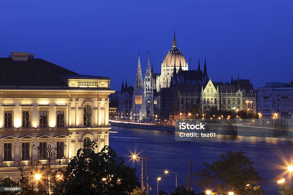 Budapeste, casa do Parlamento - Foto de stock de Arco - Característica arquitetônica royalty-free