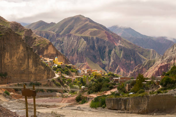 ируя - argentina landscape multi colored mountain стоковые фото и изображения