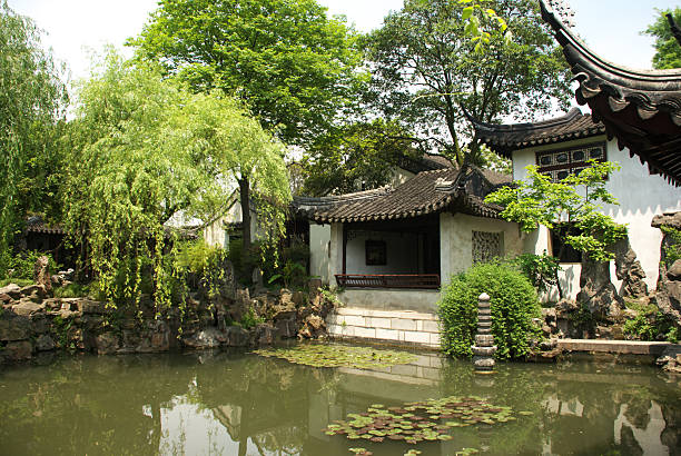 istock The Lingering Garden 104256771