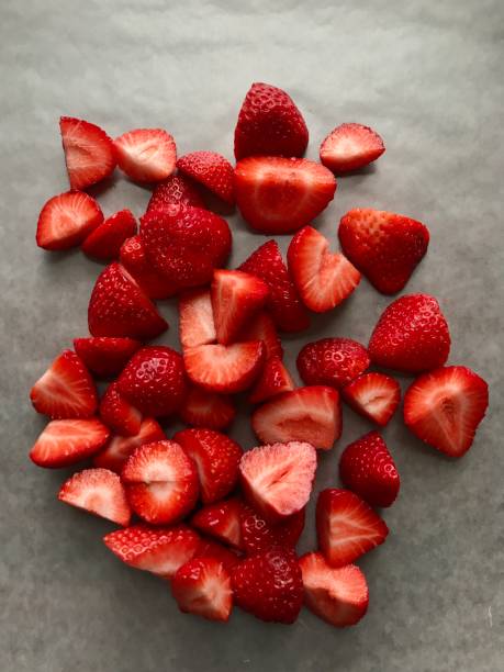 Sliced Strawberries for Freezing