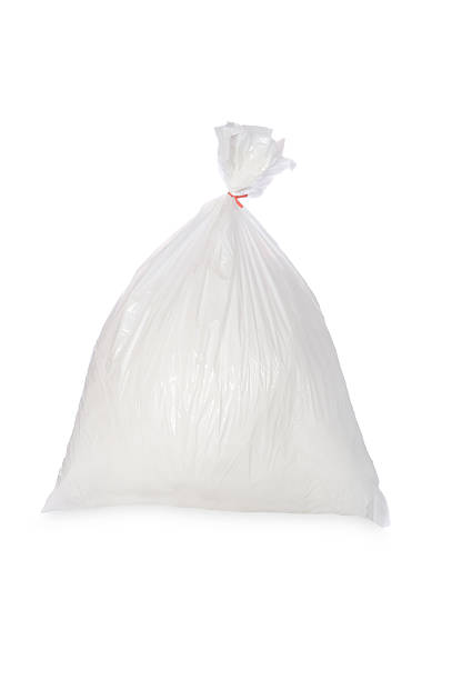 biały worek na śmieci - garbage bag garbage bag plastic zdjęcia i obrazy z banku zdjęć