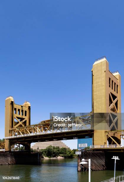 Sacramento Tower Bridge With Blue Sky And River Stock Photo - Download Image Now - Sacramento, Tower Bridge, Blue