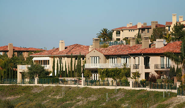 luksusowe homes- orange county - newport beach california orange county house zdjęcia i obrazy z banku zdjęć