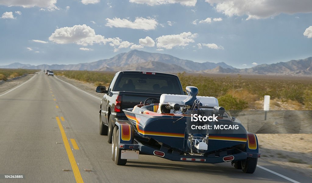 Viaje al río - Foto de stock de Tráiler de vehículos libre de derechos